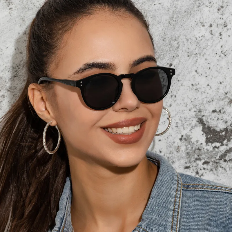Moda Perçin Yeşil Yuvarlak Gün - Men'S Accessories In The 90S incelemesi ve fiyatı